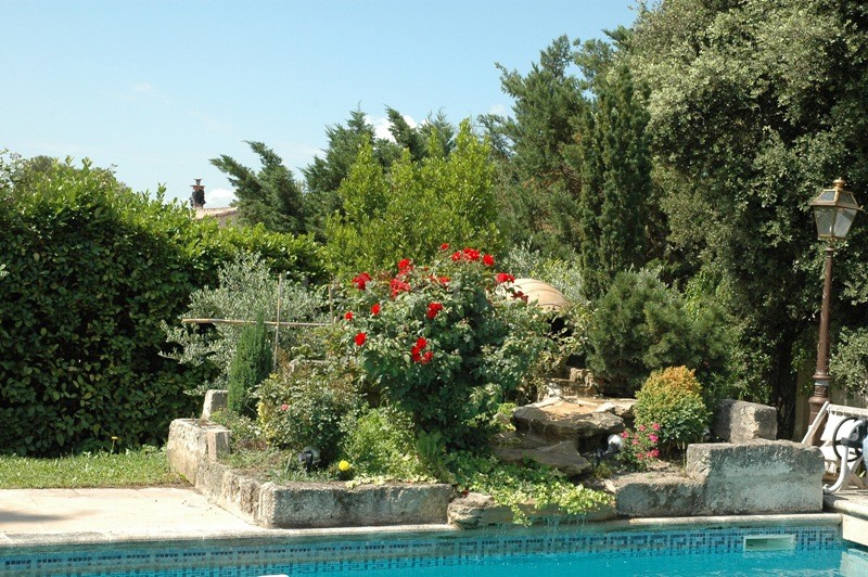 Maison récente proche du Luberon, entre Apt et Cavaillon.  