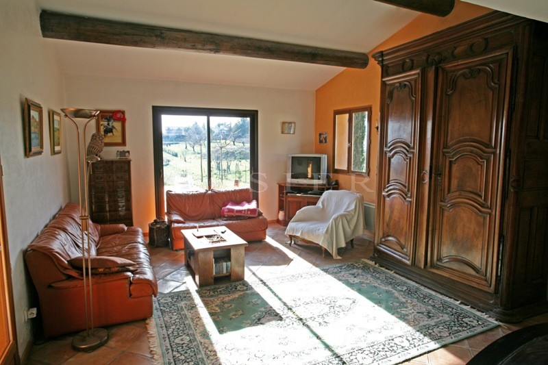 Maison Provençale    avec piscine et vue sur le Luberon