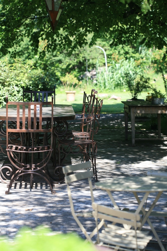 Mas restauré en Luberon proche d'une petite ville 