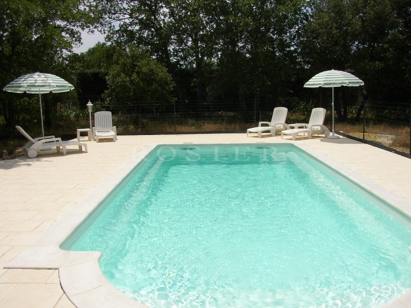 Maison en pierre en Luberon  avec possible chambres d'hôtes.