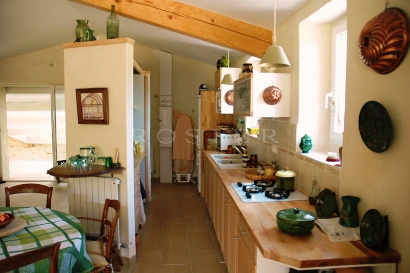 Jolie maison de hameau avec piscine entre Luberon et Ventoux  