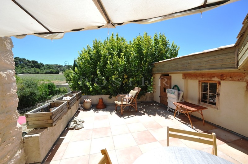 Jolie maison de hameau avec piscine entre Luberon et Ventoux  