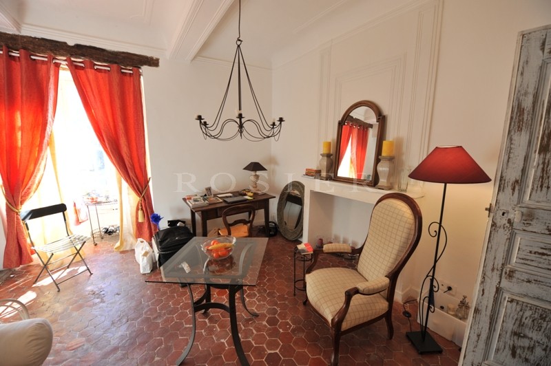 Maison de village avec possibilité de commerce en Luberon  