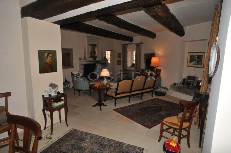 Charmante maison de hameau  face au Luberon  