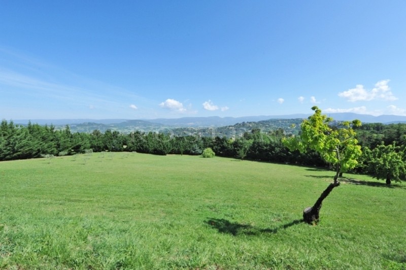 Bastide avec piscine et pool house  en Luberon,  sur la hauteur 