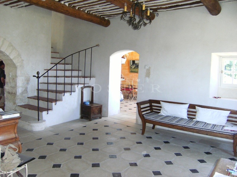 Très belle bastide provençale du 19ème siècle d'environ 400 m²  en Luberon  