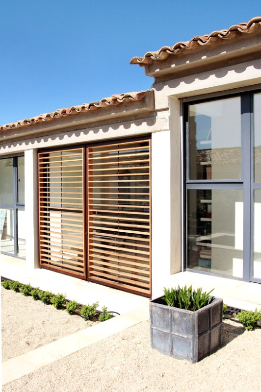 Luberon :   maison contemporaine vendue par ROSIER à Gordes