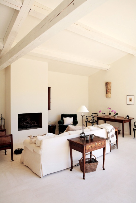 Luberon :   maison contemporaine vendue par ROSIER à Gordes