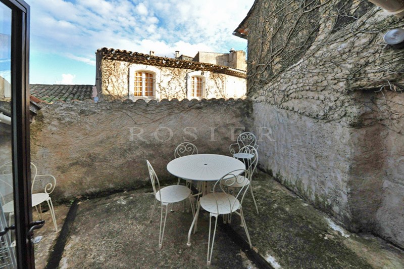 Maison au coeur d'un des villages  du Luberon  