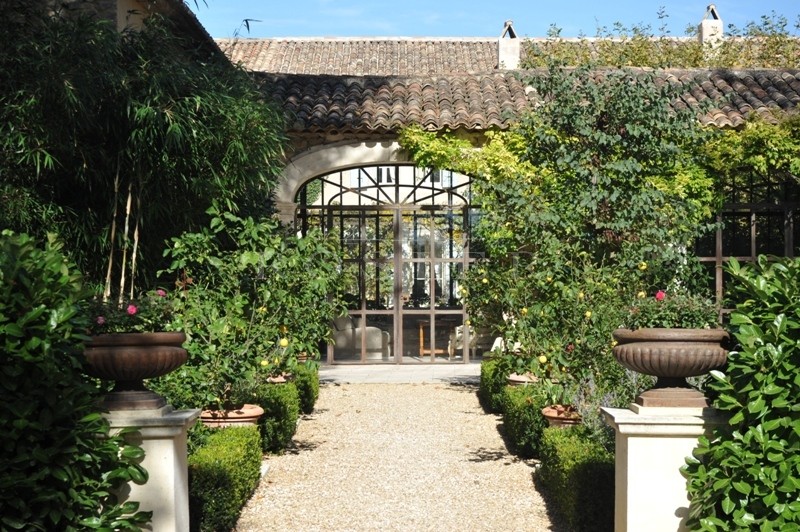 Maison de Hameau  en Luberon   avec bassins et dépendances