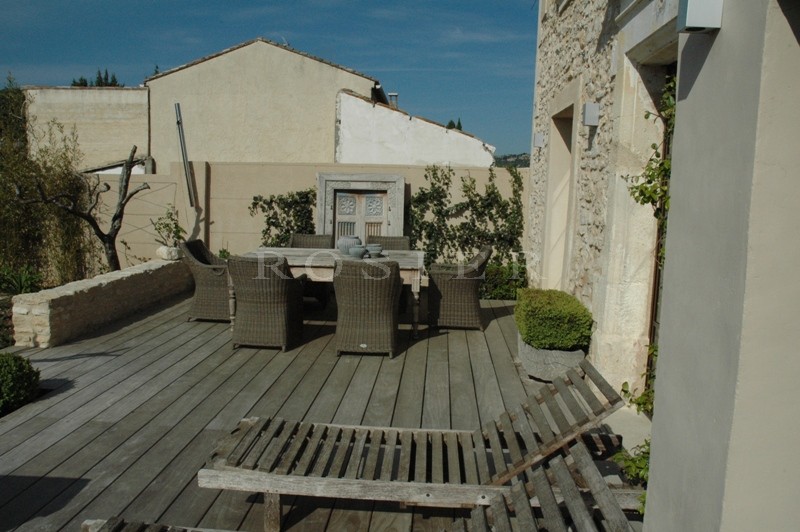 Maison de hameau,  face au Luberon, proche de Gordes  
