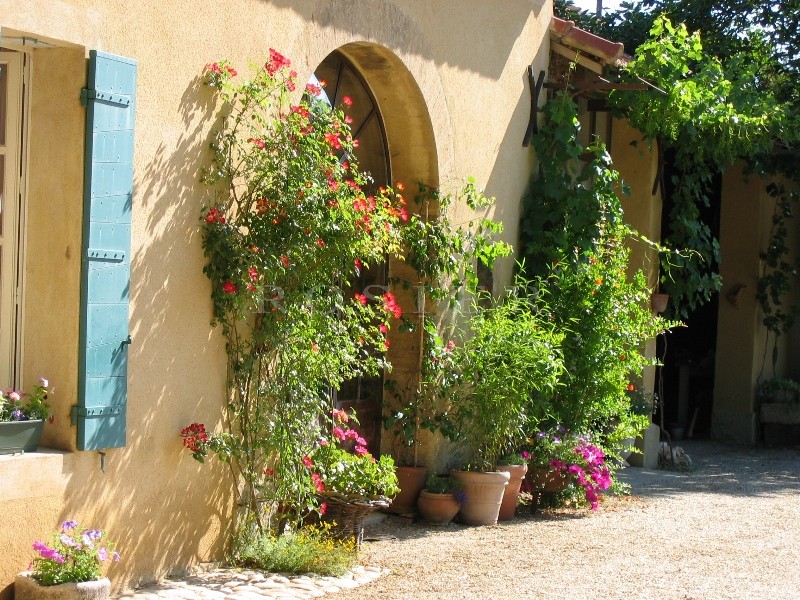 Mas du XVIIIème siècle restauré proche du Luberon, Provence  