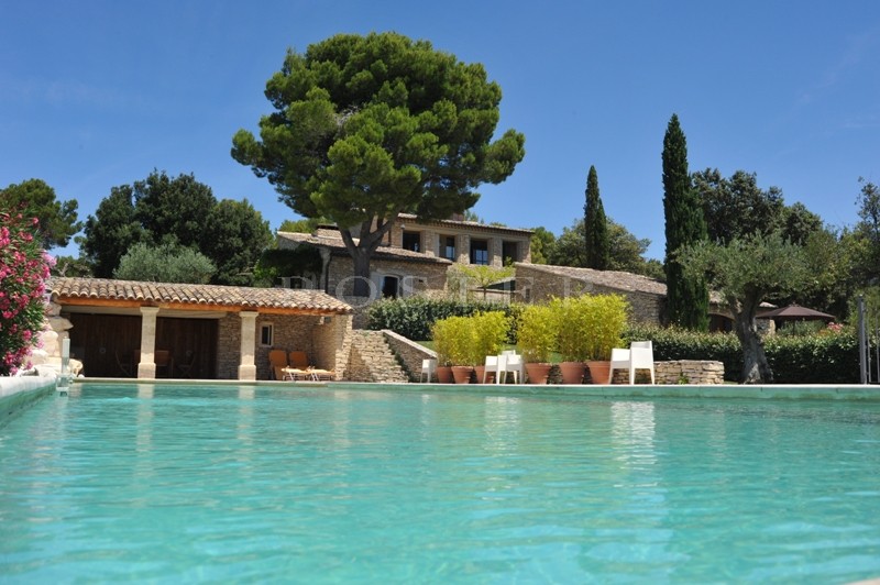 Superbe propriété d'agrément   en Luberon  