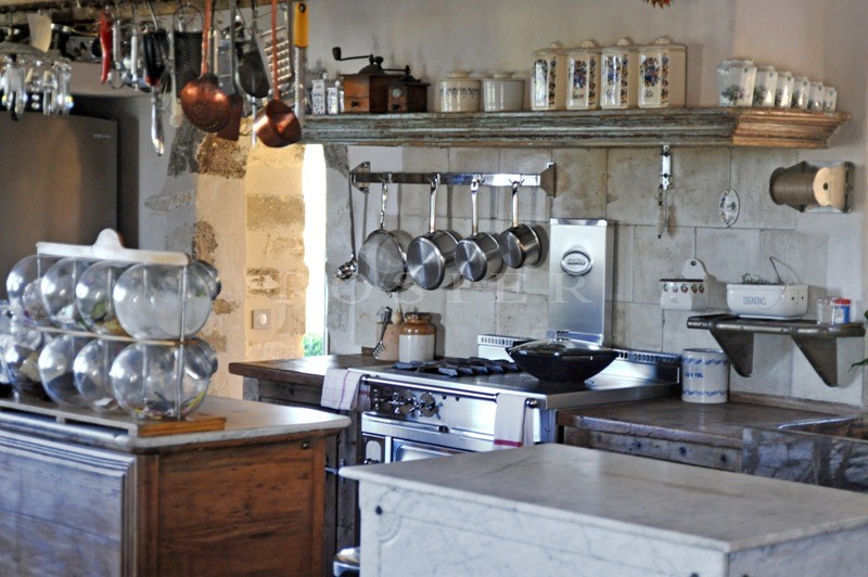 Maison de charme  face au Luberon,  en position dominante
