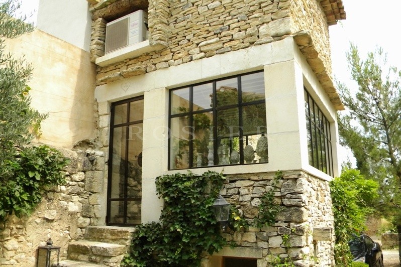 Maison de Hameau dans le secteur nord Luberon,  