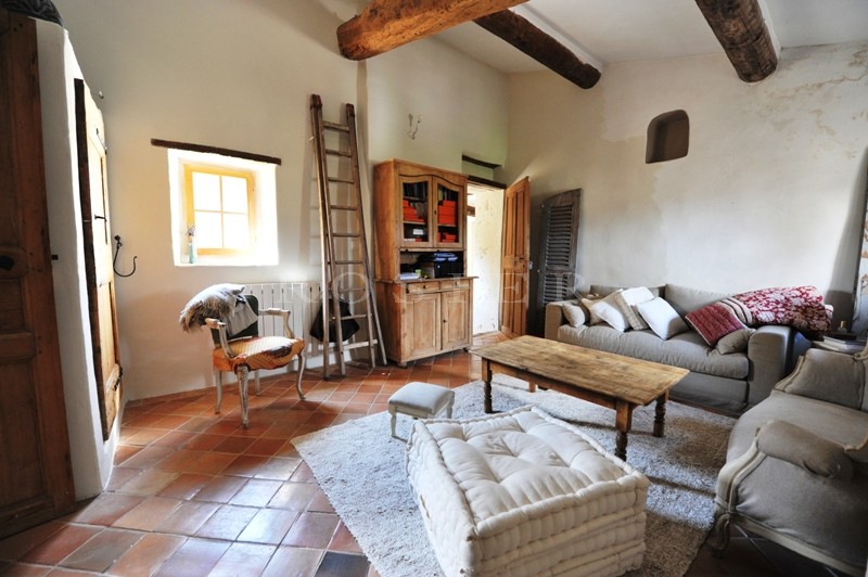 Maison de Hameau dans le secteur nord Luberon,  