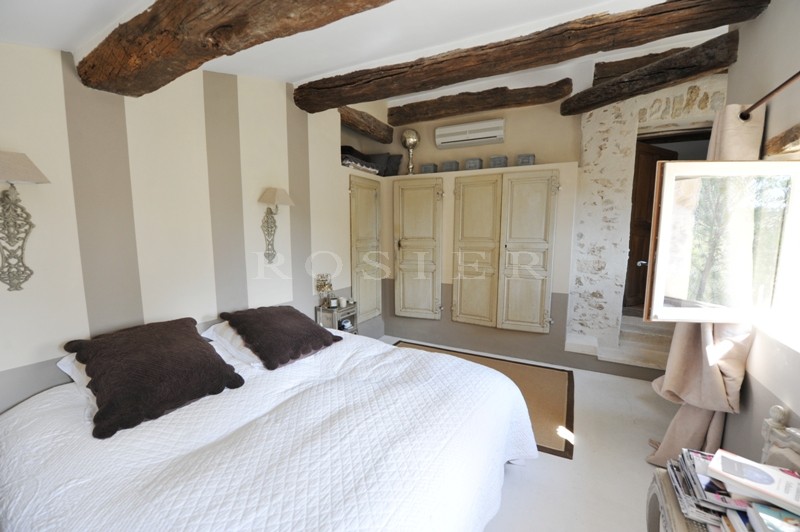 Maison de Hameau dans le secteur nord Luberon,  