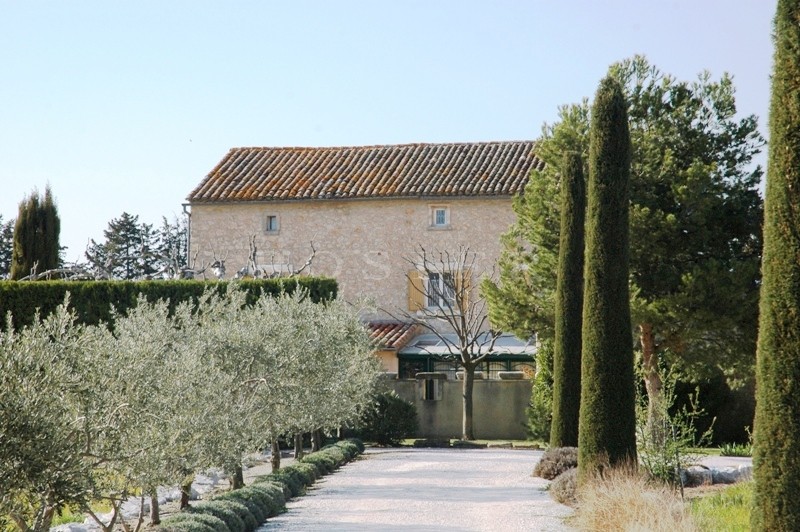 Superbe mas rénové aux portes du Luberon   