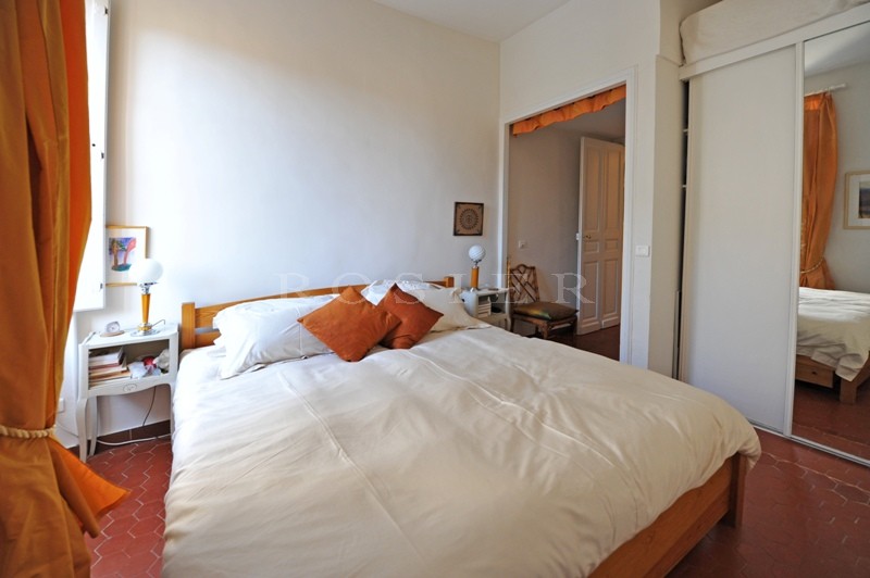 Maison de village rénovée au coeur d'un village perché du Luberon  