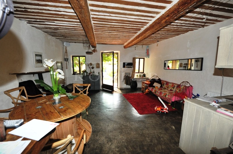 Jolie maison de hameau avec piscine entre Luberon et  Monts de Vaucluse  