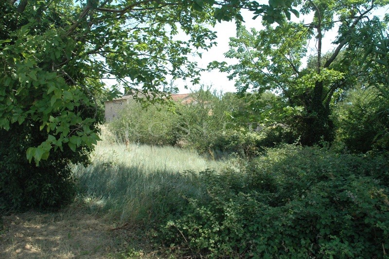 Terrain Constructible à Vendre en Luberon avec un COS important  