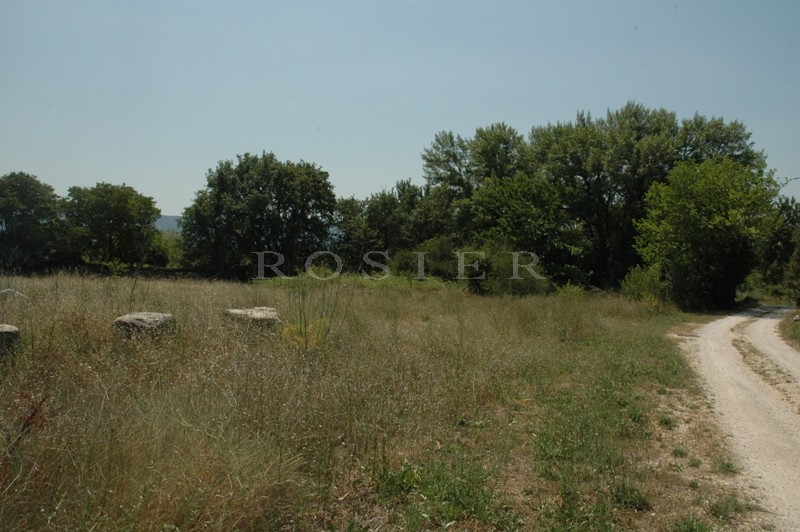 Terrain Constructible à Vendre en Luberon avec un COS important  