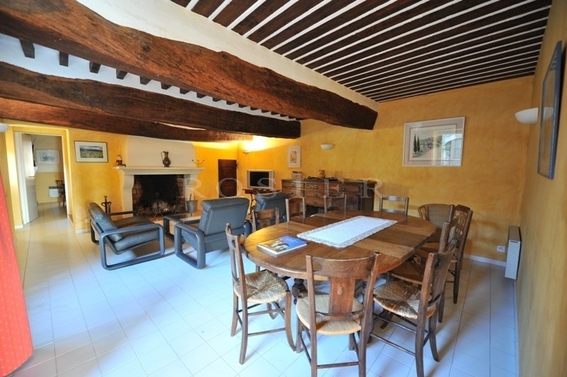 Jolie maison de hameau avec piscine   en Provence