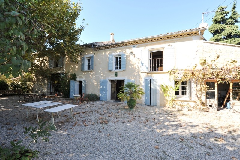 Luberon :   Mas de prestige restauré avec soin et grandes dépendances