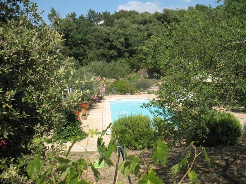 Au coeur de l'un des plus beaux villages de France,    maison traditionnelle de qualité à vendre