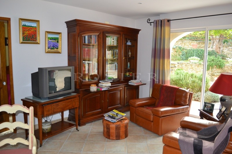 Au coeur de l'un des plus beaux villages de France,    maison traditionnelle de qualité à vendre