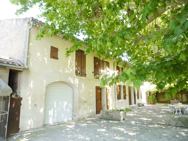 Luberon, à vendre, très rare moulin à eau, à rénover, plein de charme avec un beau potentiel - BIEN VENDU -