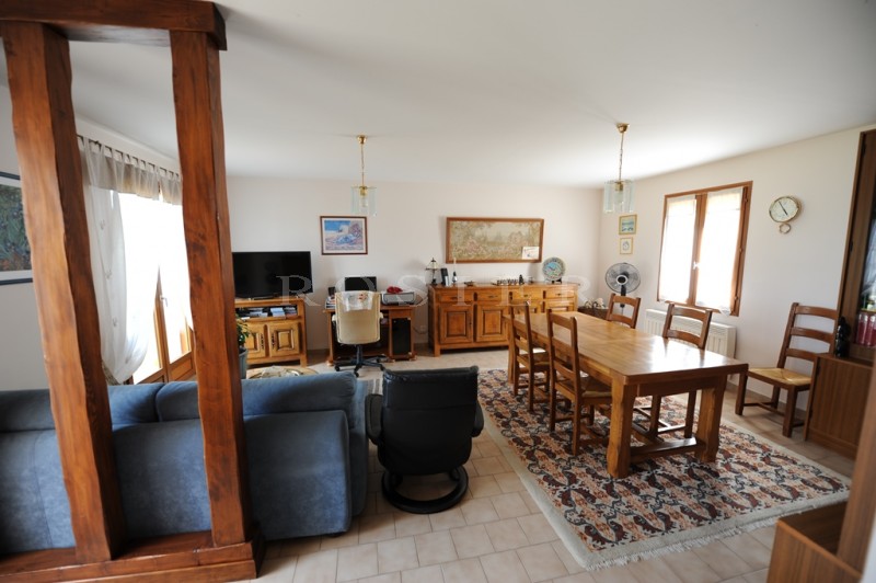 Luberon, jolie villa avec vues.   