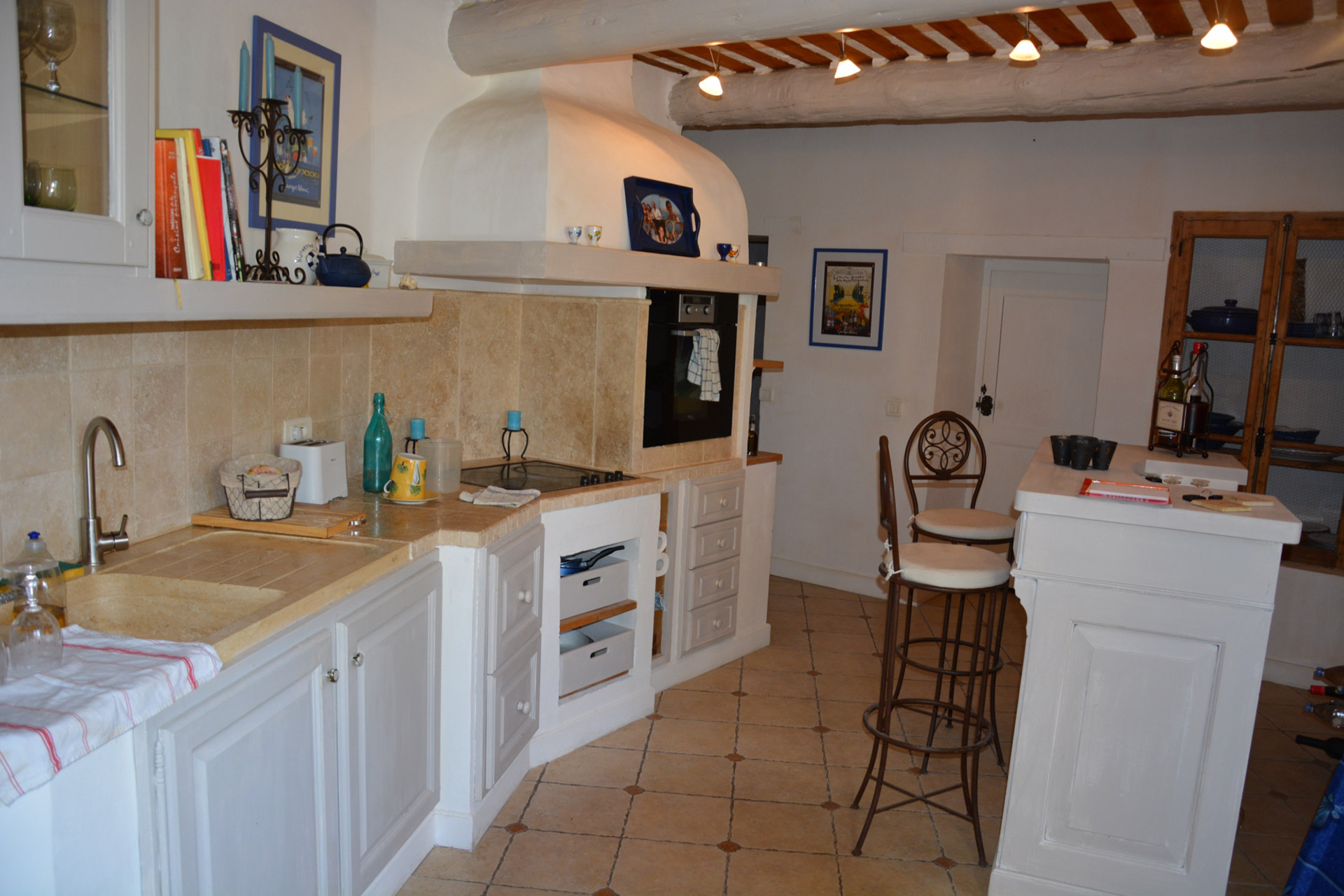 Maison de charme à vendre dans un hameau pittoresque du Luberon   