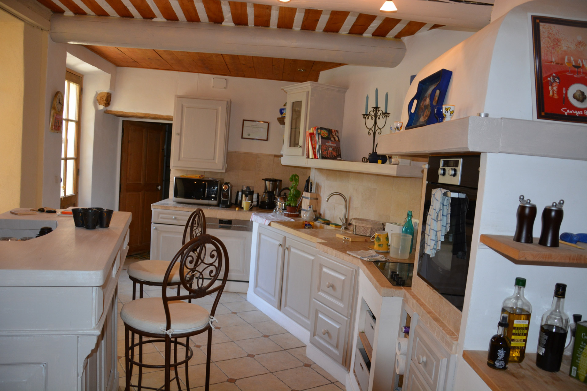 Maison de charme à vendre dans un hameau pittoresque du Luberon   