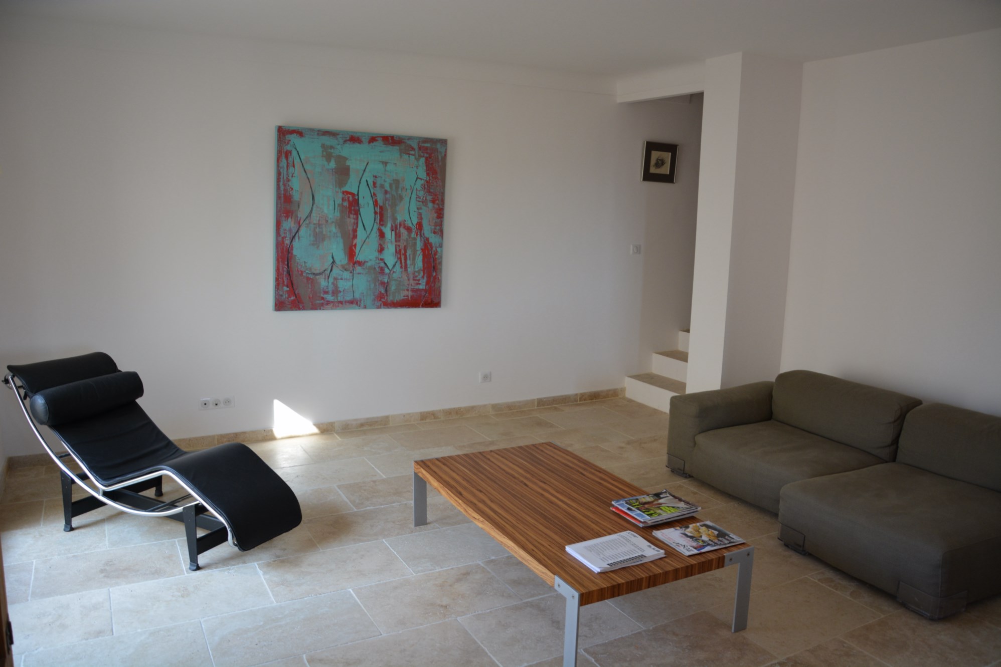 à Gordes, maison en pierres avec jardin et vue sur le Luberon   