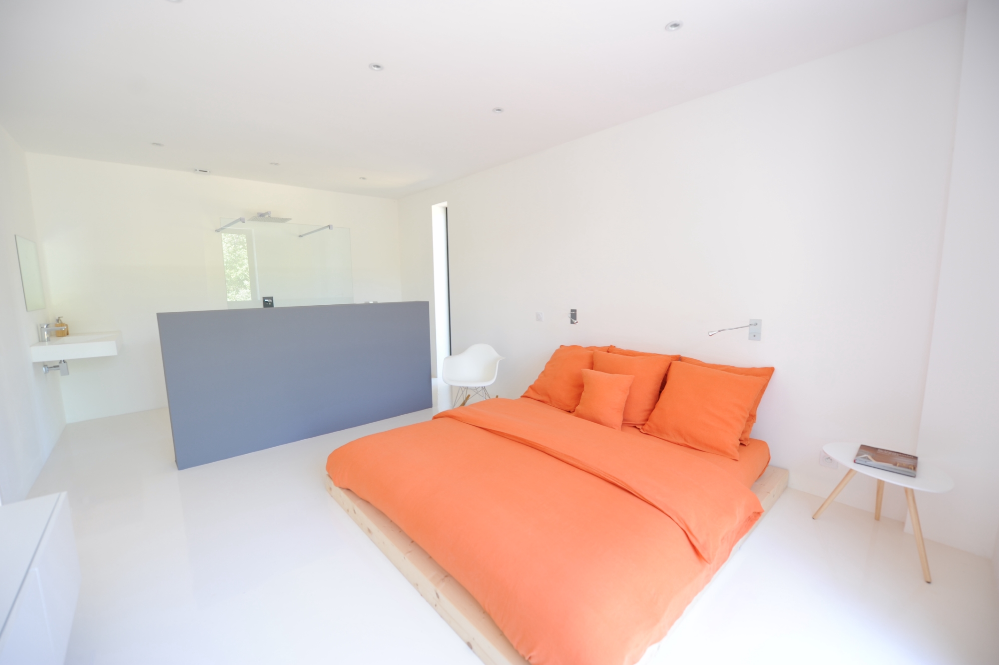 A vendre au coeur du Luberon, maison contemporaine avec piscine et vue    