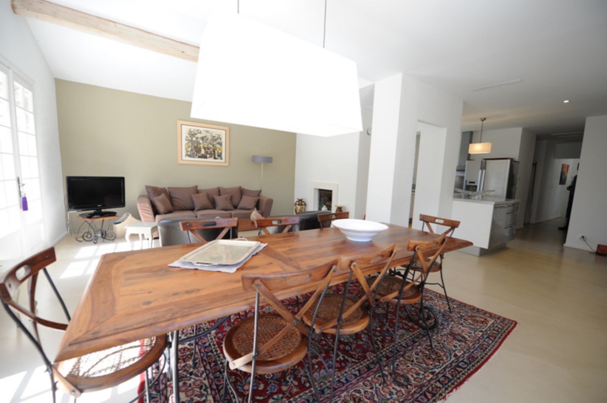 En Luberon, à vendre, belle maison traditionnelle avec piscine  