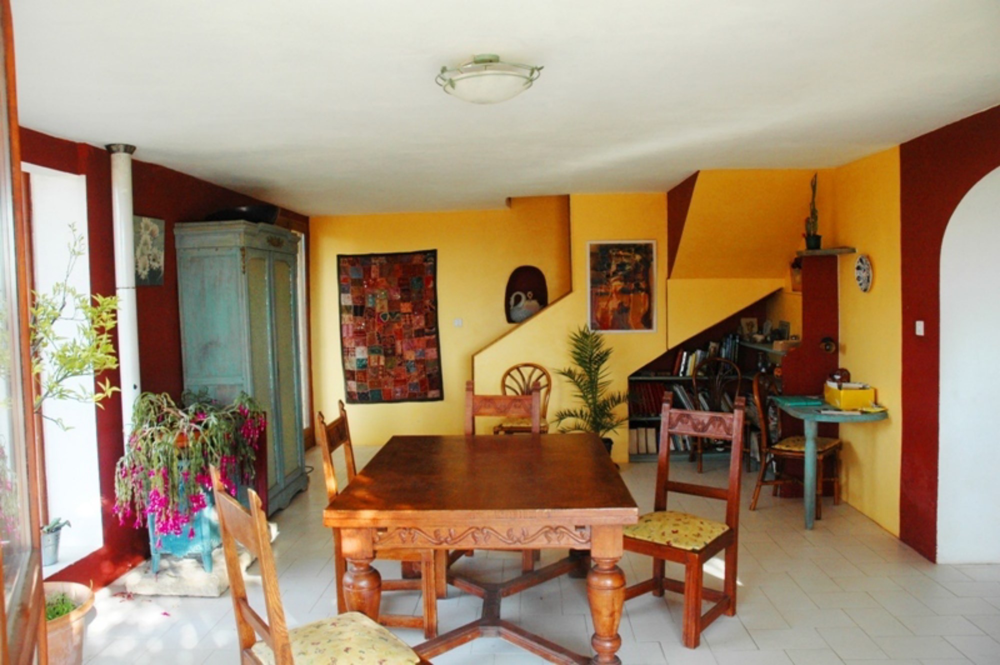 En vente, en Luberon, beau mazet provençal à rénover, quatre chambres, sur 16 000 m² de terrain