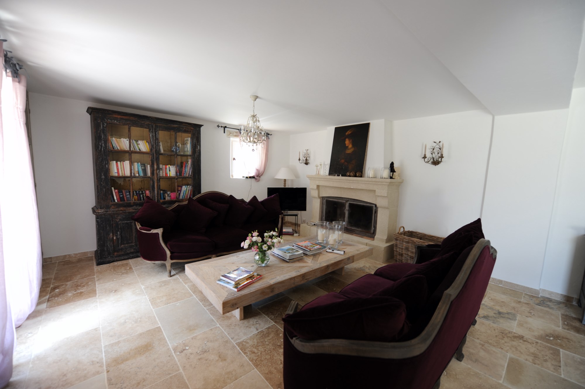 A vendre, bastide rénovée avec dépendances et piscine avec vues sublimes    