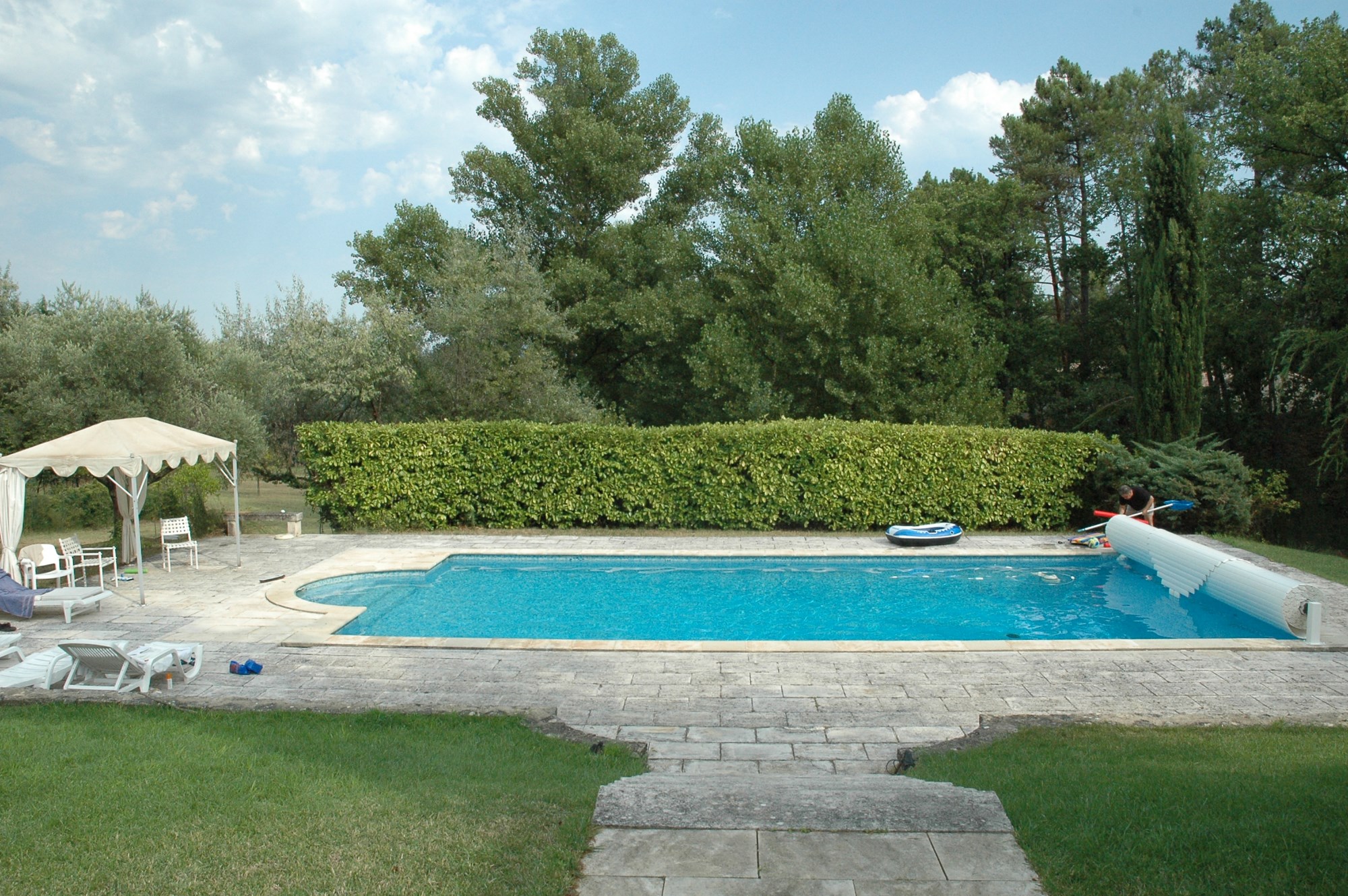 Maison spacieuse avec piscine à vendre en Luberon