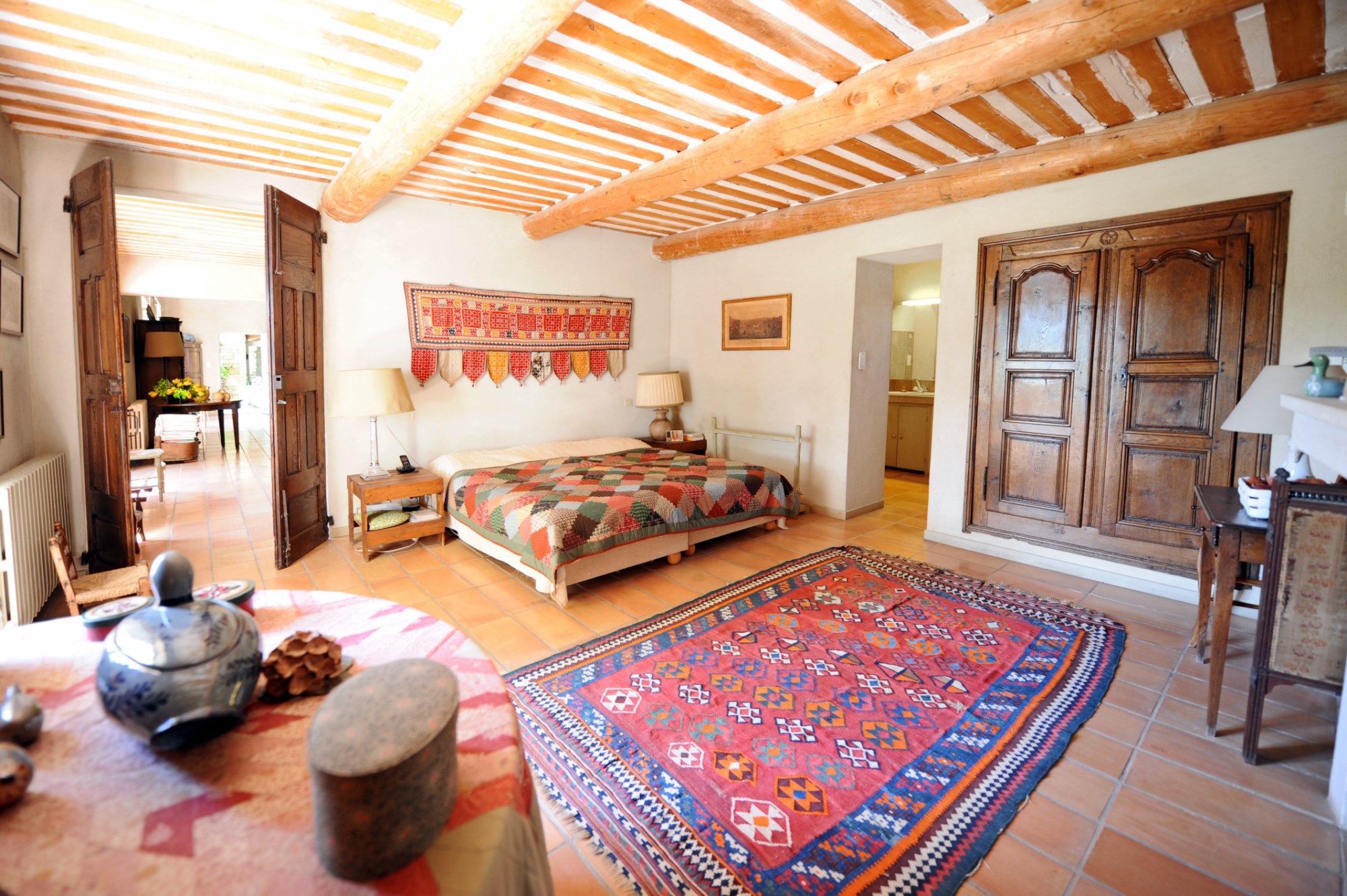 A vendre, en Luberon, agréable maison de hameau avec piscine   