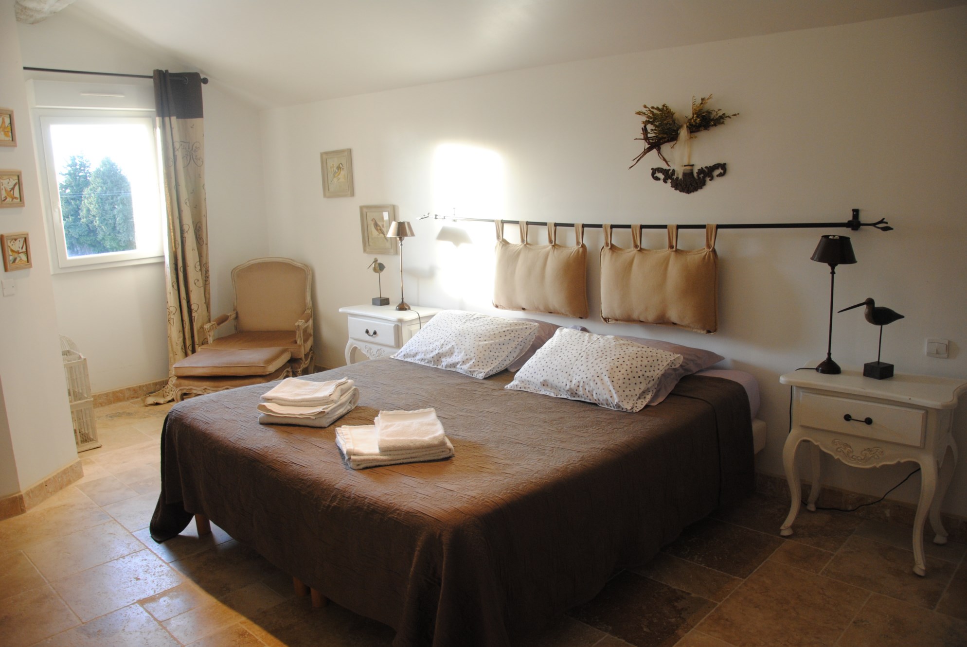 A vendre en Pays des Sorgues, en Provence, beau mas avec piscine    