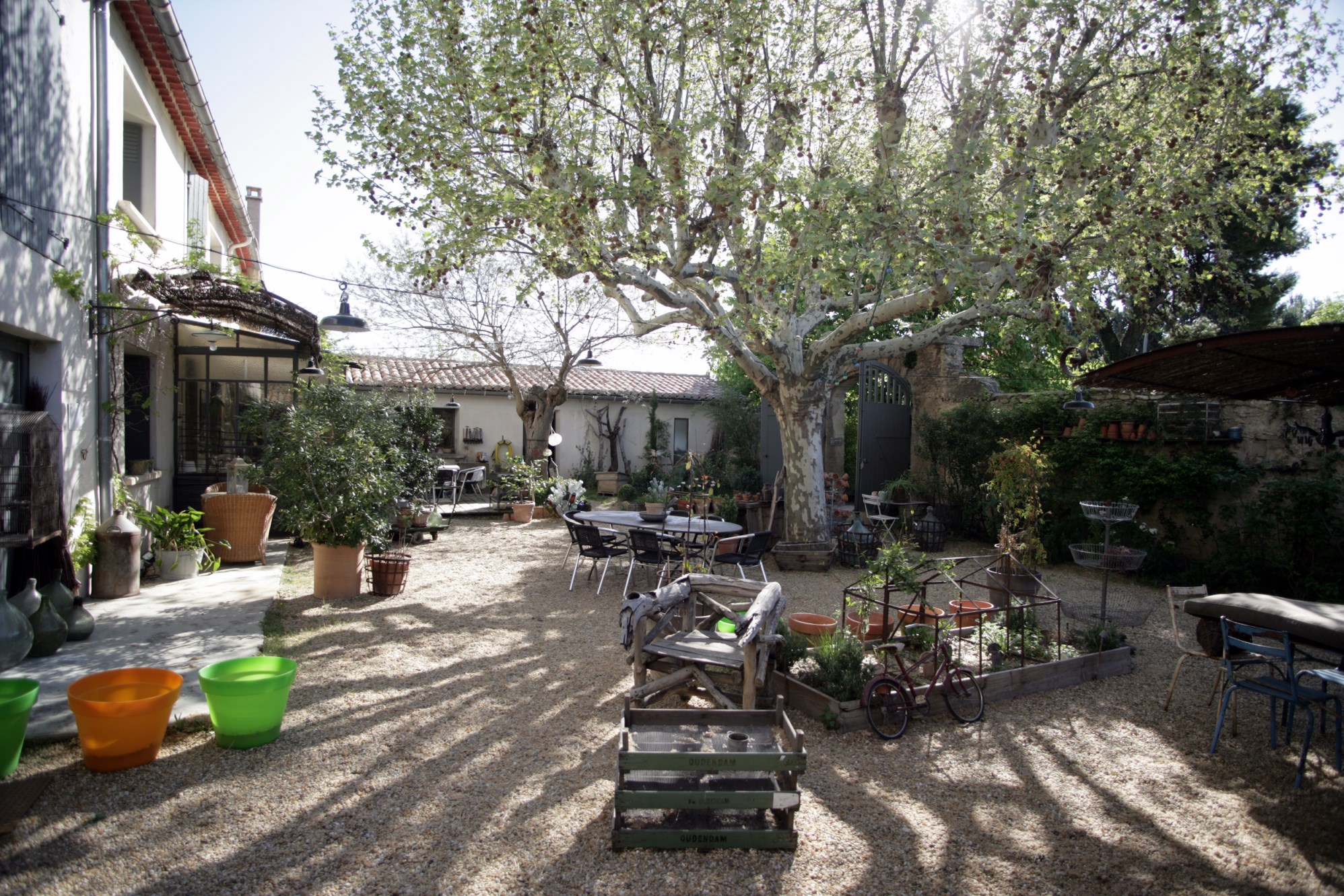 Très beau mas restauré avec dépendances à vendre en Luberon