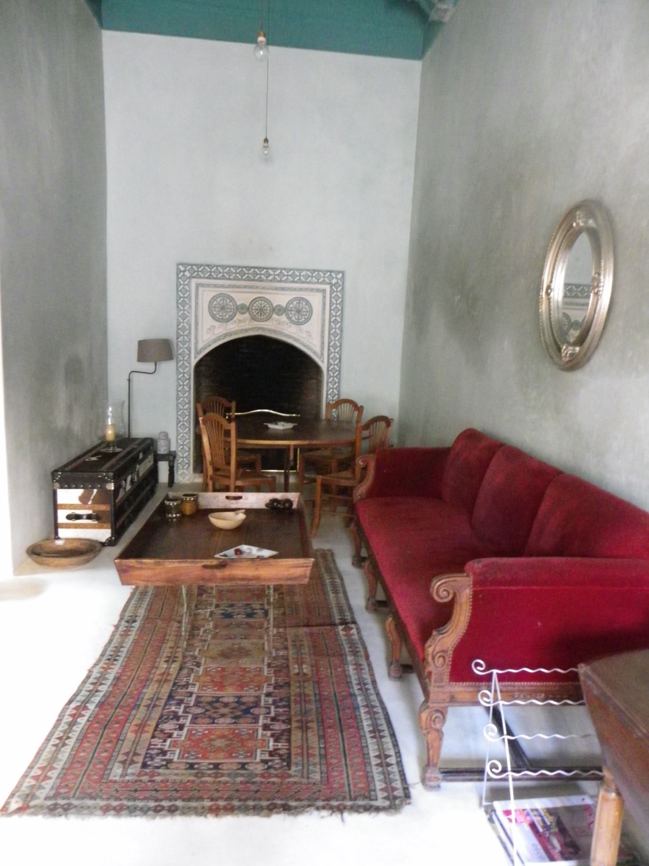 Au Maroc, à vendre, maison de caractère avec toit terrasse et vue   