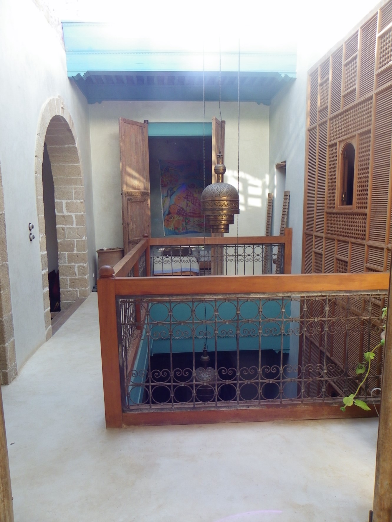 Au Maroc, à vendre, maison de caractère avec toit terrasse et vue   