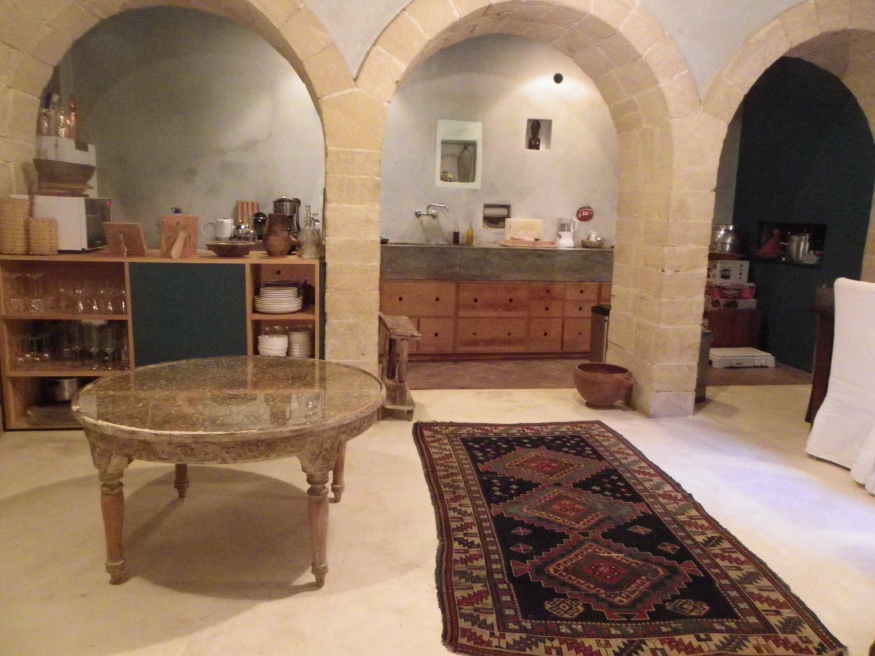 Au Maroc, à vendre, maison de caractère avec toit terrasse et vue   