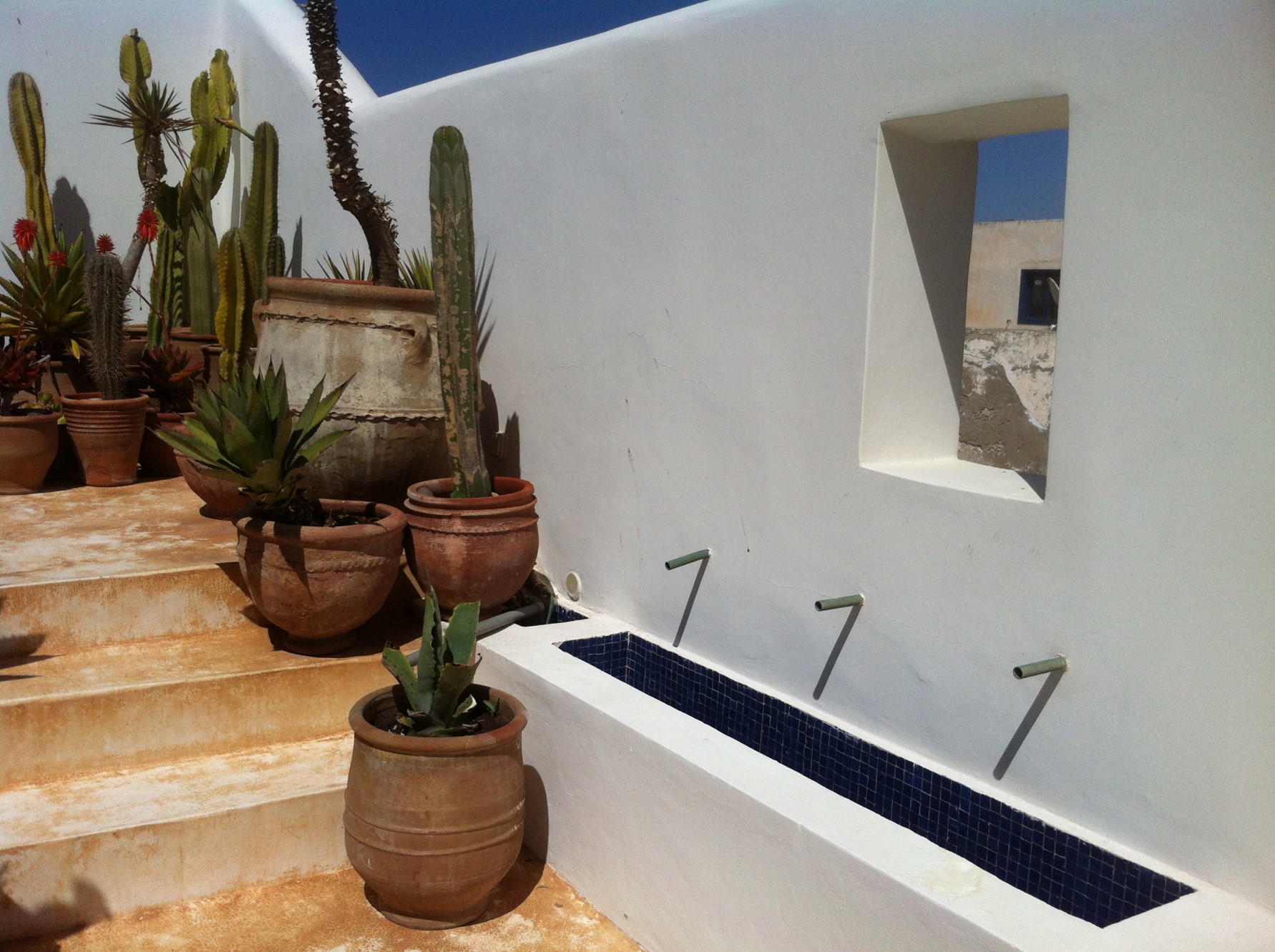 Au Maroc, à vendre, maison de caractère avec toit terrasse et vue   