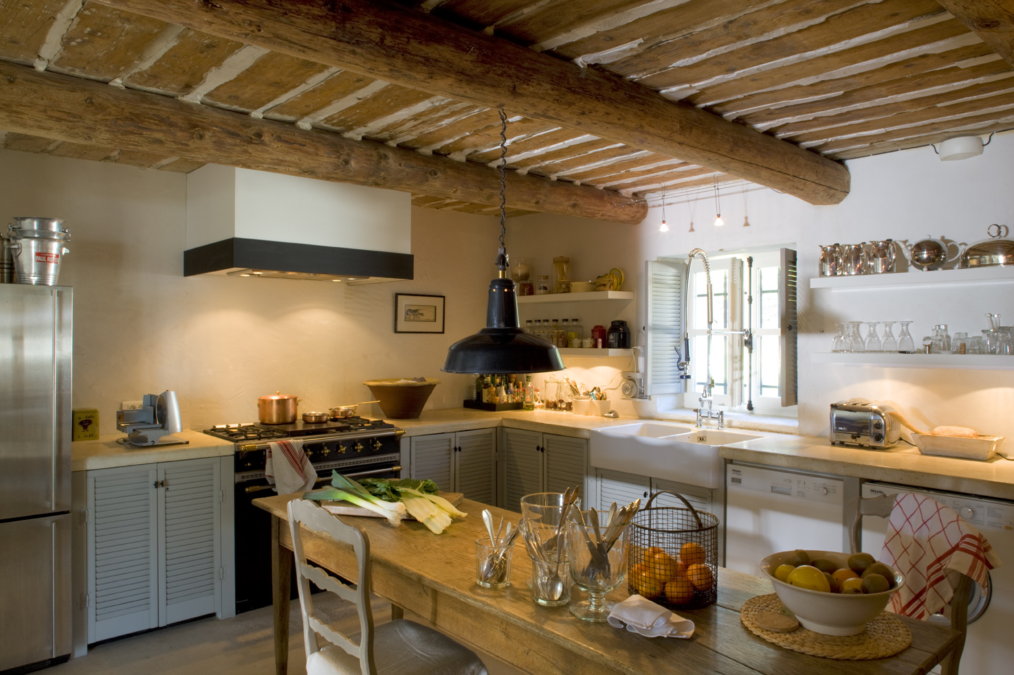 A vendre dans le Luberon, bastide rénovée avec vue    