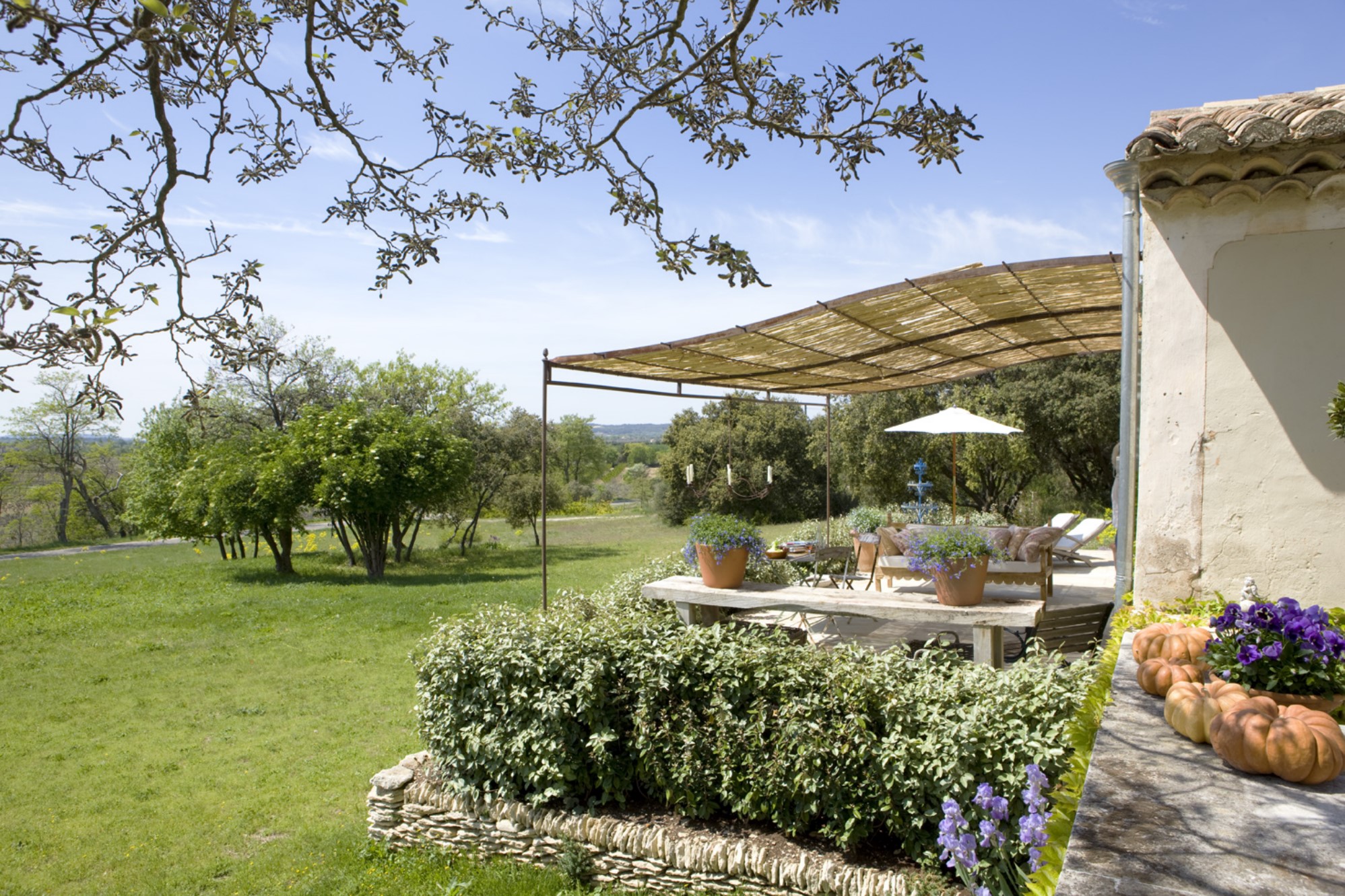 A vendre dans le Luberon, bastide rénovée avec vue    