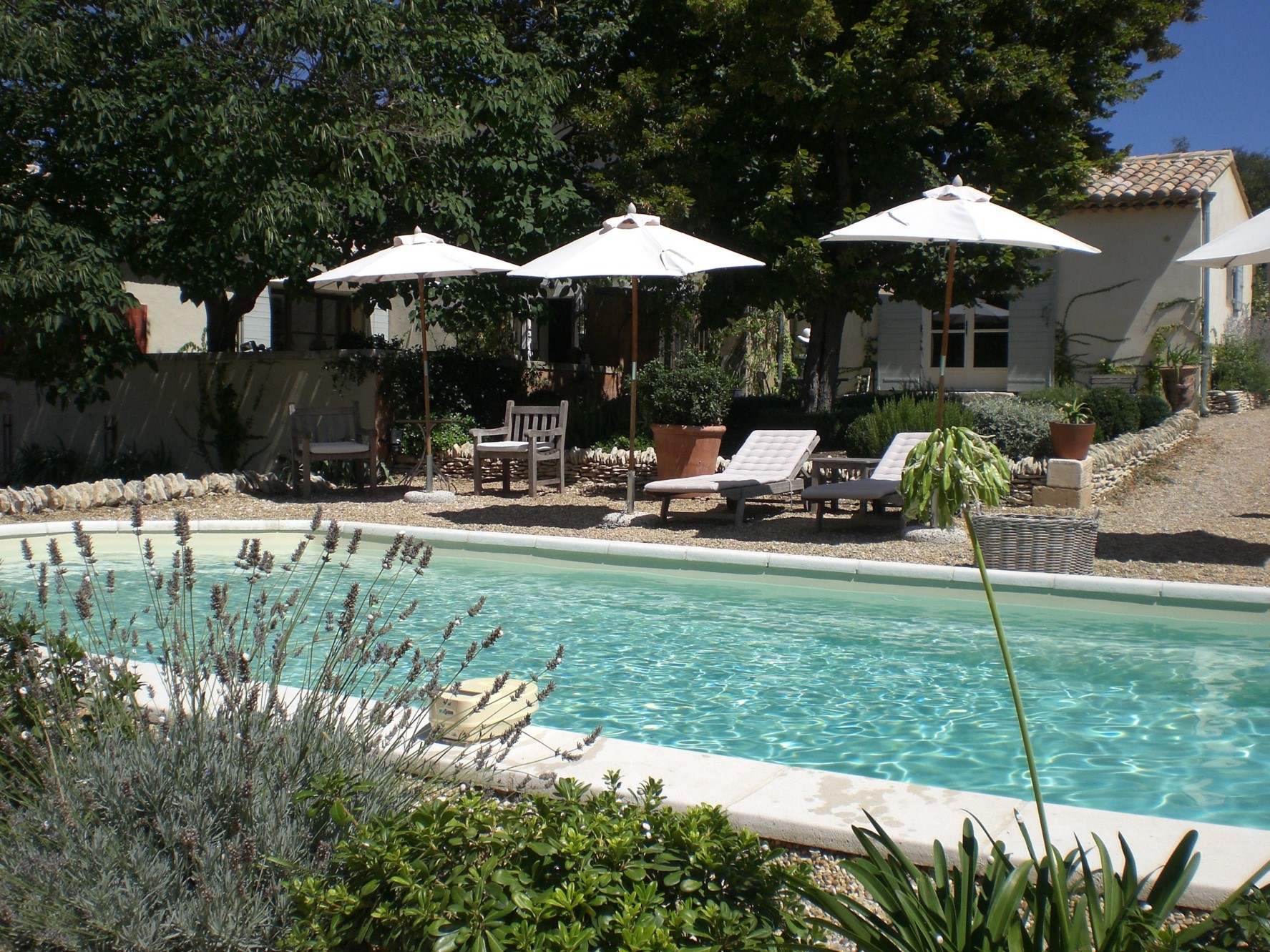 Bastide rénovée avec piscine à vendre en Luberon